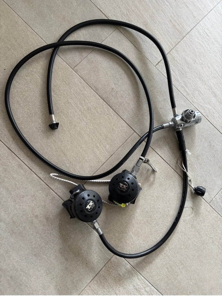 Apeks DST met vijfde poort, Watersport en Boten, Verzenden, Gebruikt, Overige typen