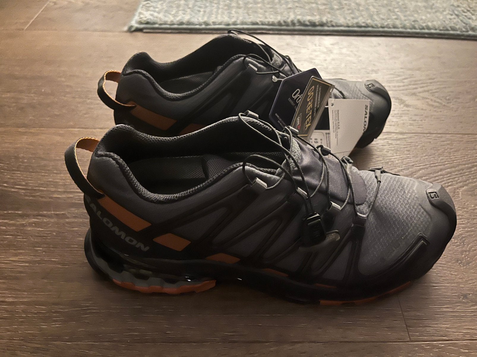 salomon waterproof shoes, Ophalen, Zo goed als nieuw, Schoenen