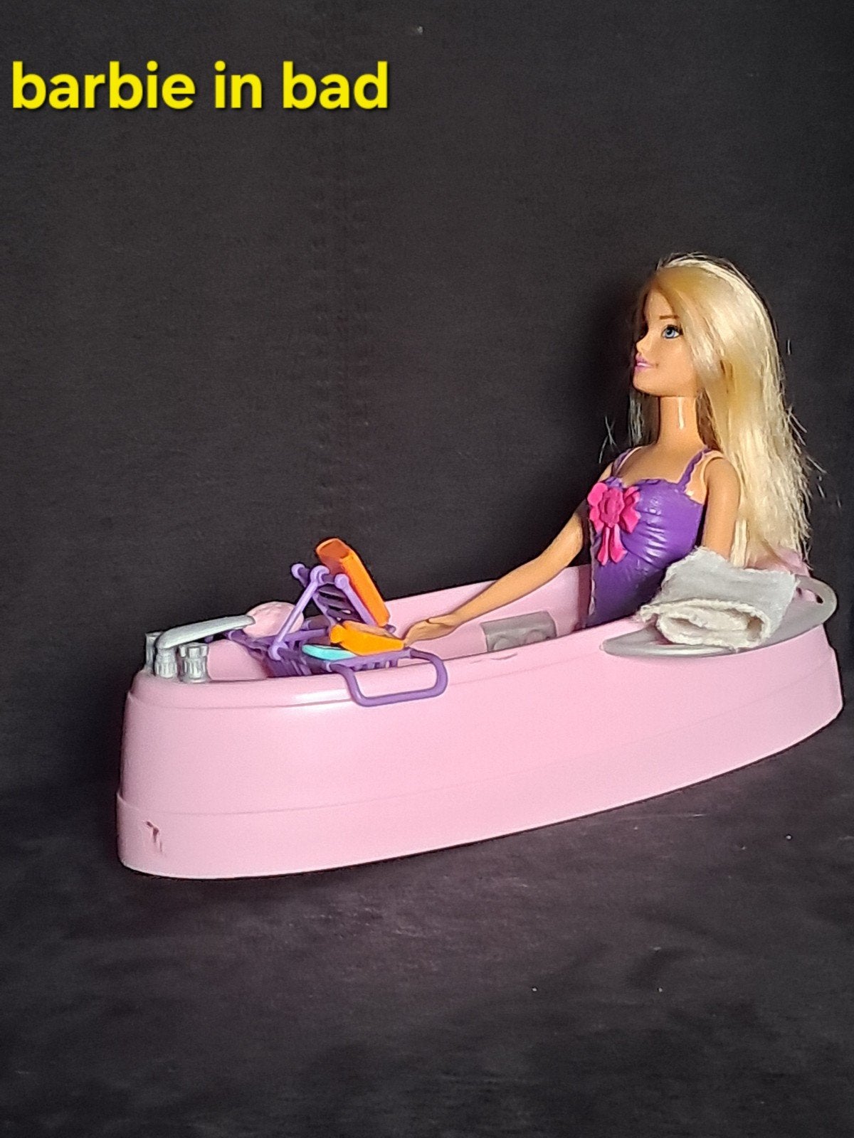 barbie in bad, Kinderen en Baby's, Ophalen of Verzenden, Zo goed als nieuw, Barbie