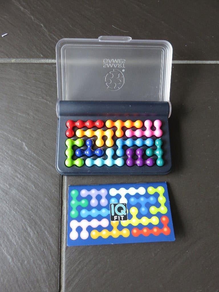 Smartgames IQ fit, het denkspel met 120 opdrachten., Ophalen of Verzenden, Minder dan 500 stukjes, Zo goed als nieuw, Rubik's of 3D-puzzel