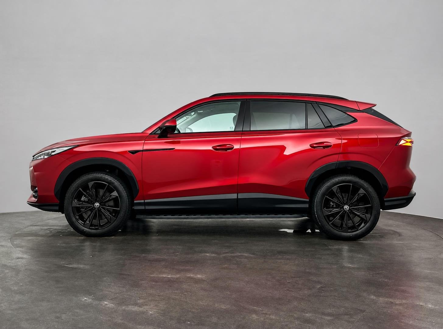 MG HS 1.5T PHEV Luxury Black Edition | 360 Camera | LED | St, Auto's, Verwarmde buitenspiegels, 4 cilinders, Wit, Nieuw