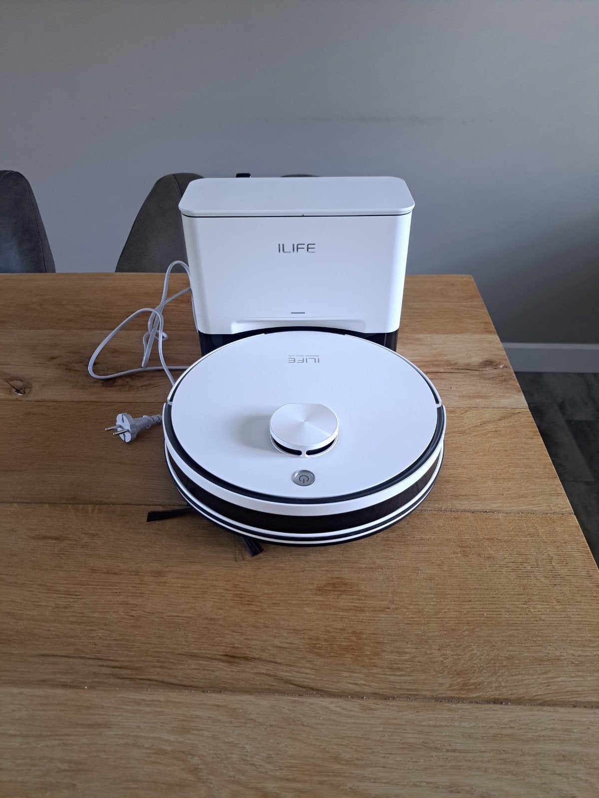 ILIFE A900 Robotstofzuiger met zelflegende basis, Ophalen, Overige merken, Automatisch legen, Zo goed als nieuw