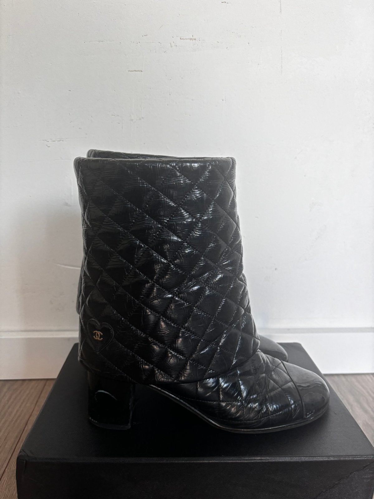 Chanel laarzen 40.5, Kleding | Dames, Ophalen of Verzenden, Zo goed als nieuw, Zwart