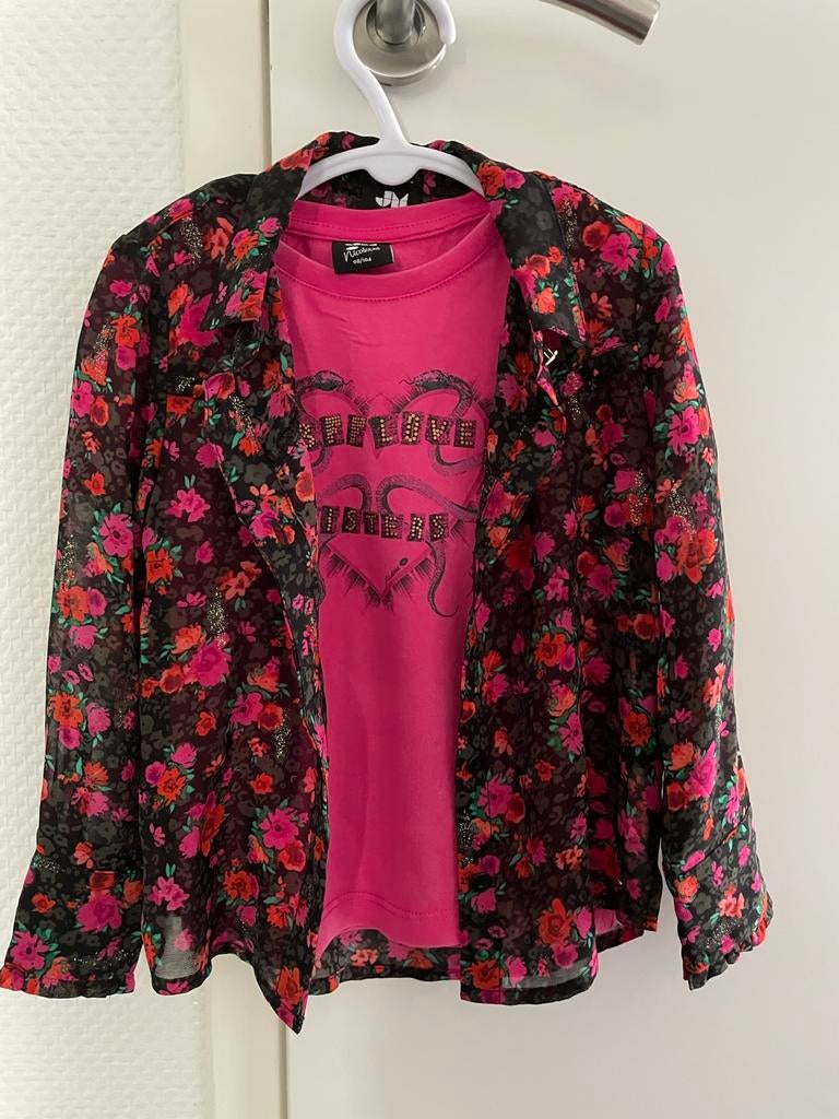 Nicolette shirt met bijpassende blouse98/104 zgan., Ophalen of Verzenden, Zo goed als nieuw, Meisje, Shirt of Longsleeve