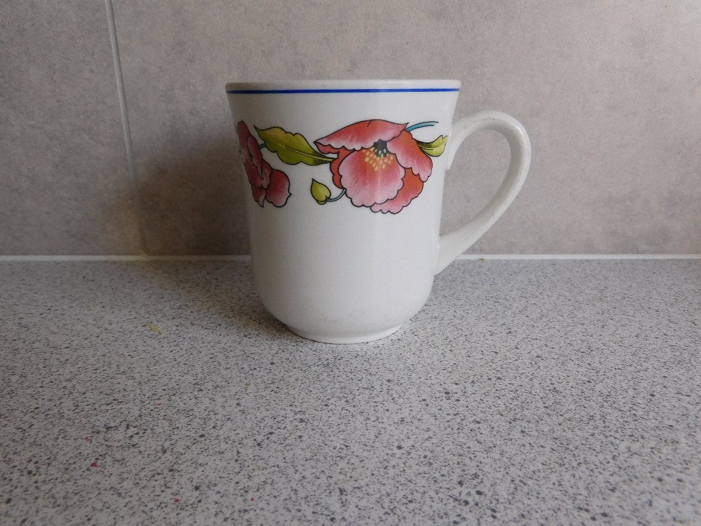 Mok 200 ml. Alpine Meadow Wood & Sons, Huis en Inrichting, Keuken | Servies, Overige merken, Zo goed als nieuw, Overige stijlen