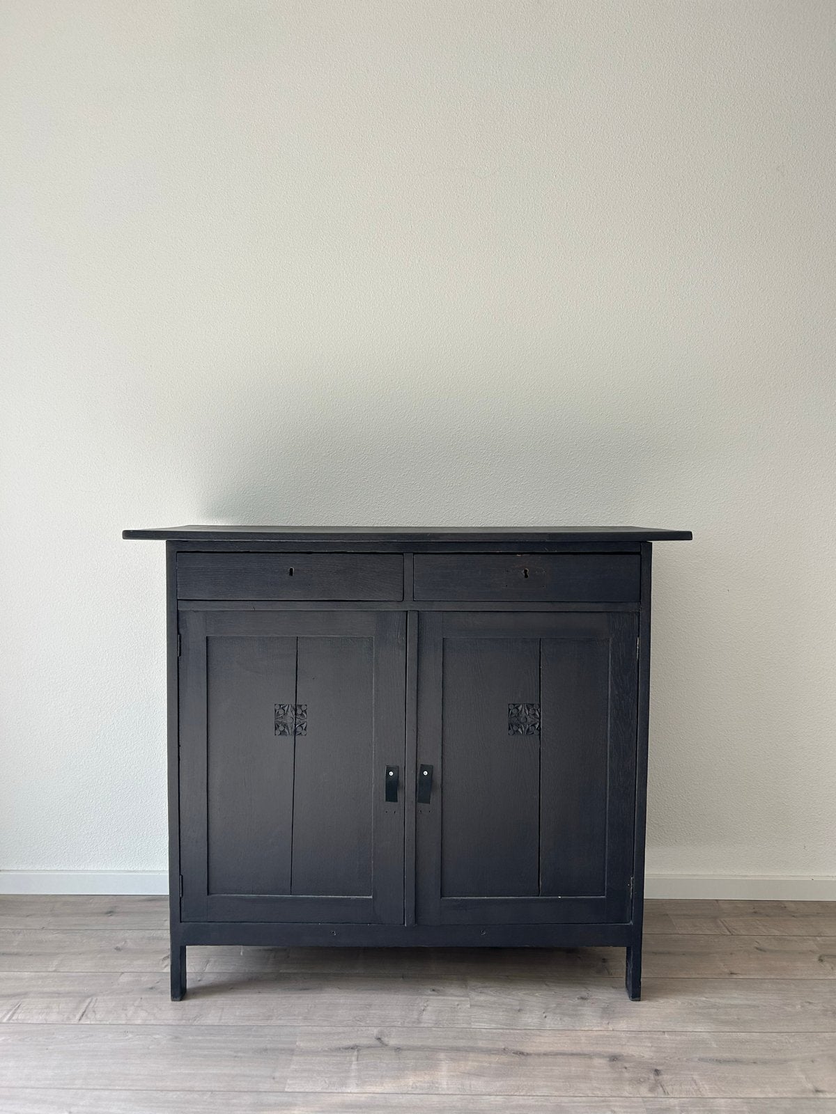 Vintage Zwart Houten Dressoir met Lades en Deuren, Ophalen