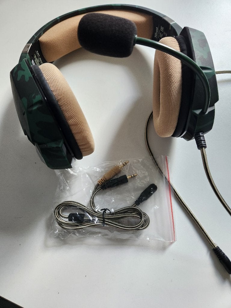 Trust GXT headset, Ophalen of Verzenden, Zo goed als nieuw, Trust GXT, Over-ear