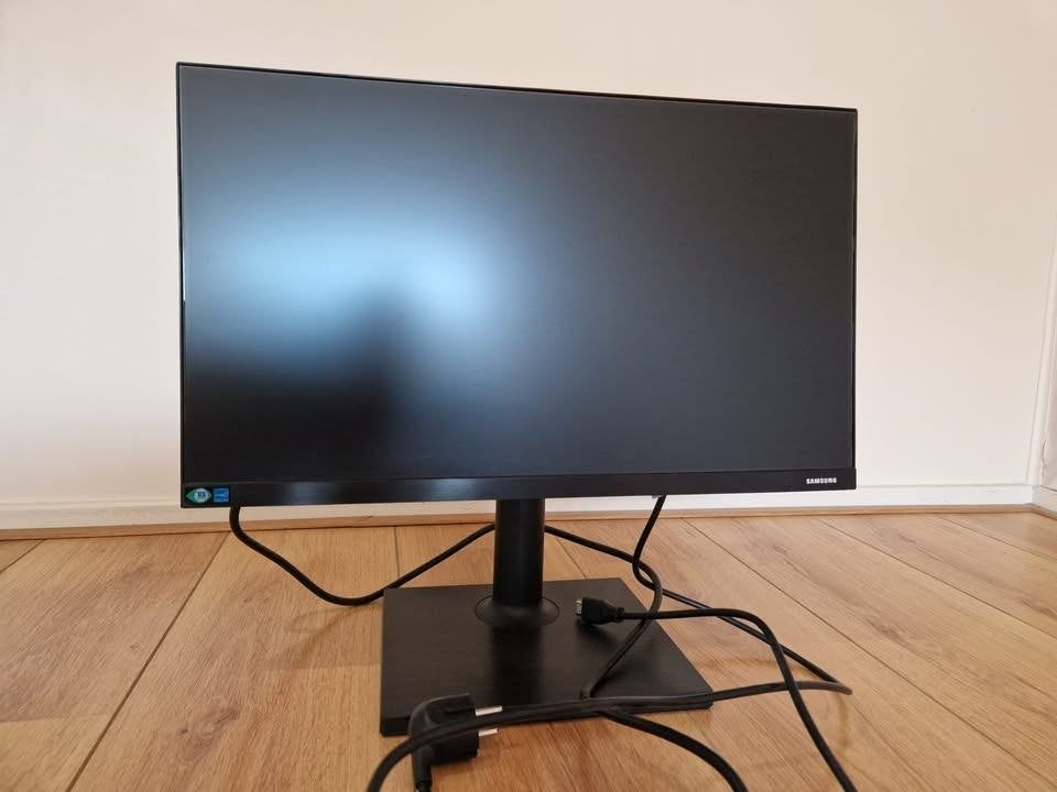 Samsung 22 inch monitor in zeer nette staat, Ophalen, HDMI, IPS, Full HD