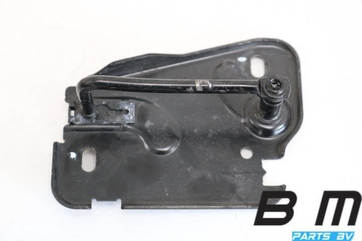 Slotbeugel motorkap links VW Arteon LI7F 8S0823185C, Gebruikt