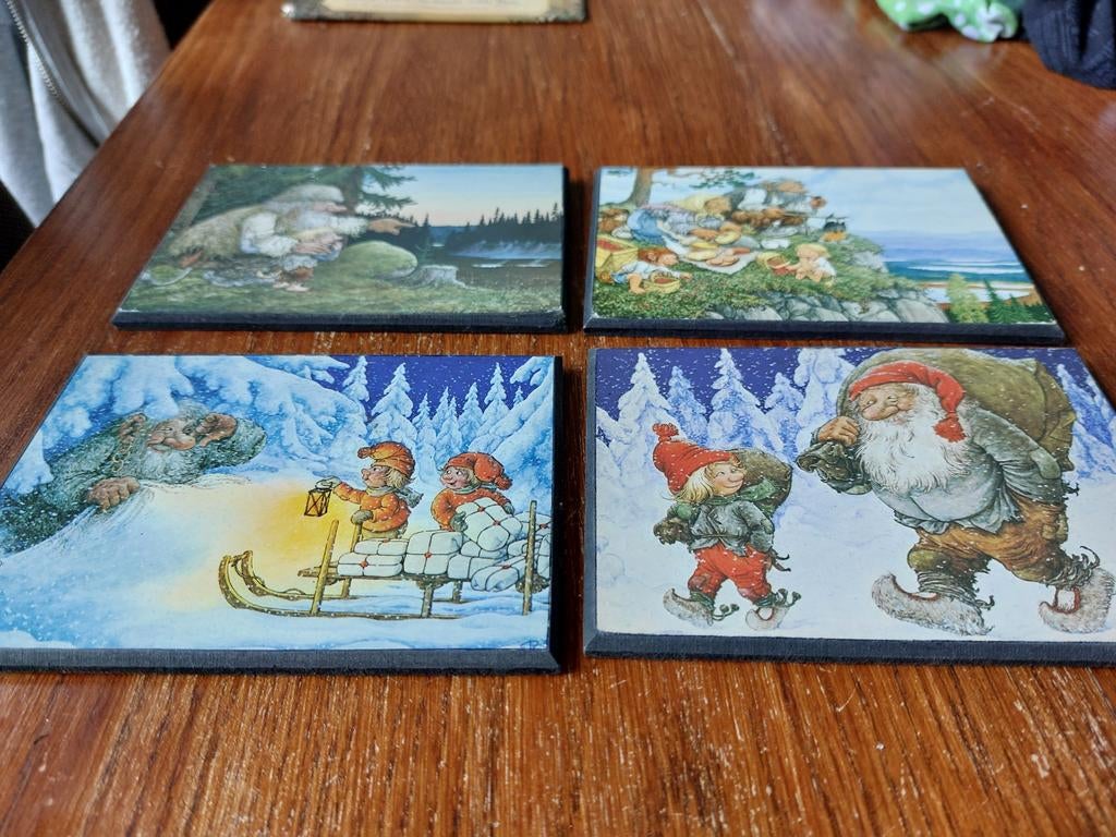 Titel: Set van 4 Scandinavische Wandbordjes - Rolf Lidberg (, Antiek en Kunst, Ophalen of Verzenden