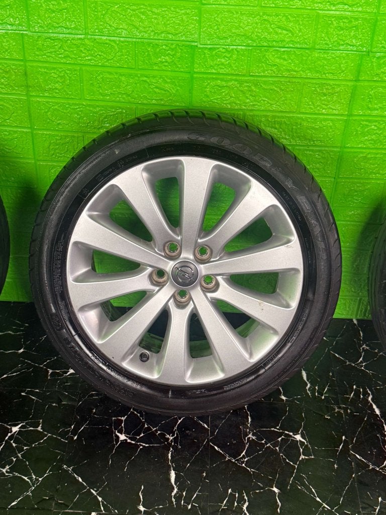 Originele Opel Vauxhall Astra velgen 17" 5x105 zomerset 7mm, Niet ingevuld, Banden en Velgen, Niet ingevuld, 17 inch