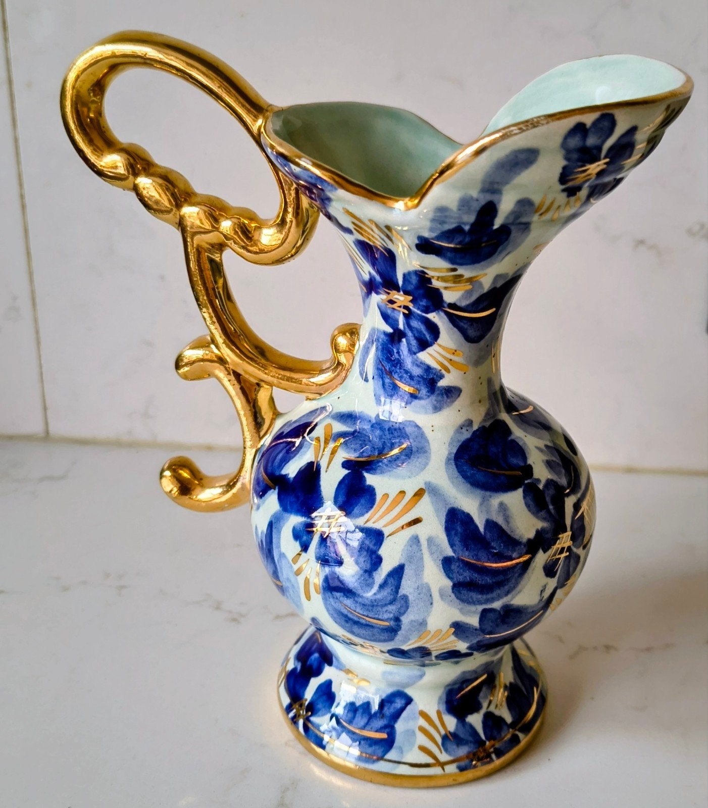 H. Bequet Quaregnon Vaas - Blauw en Goud Bloemmotief, Ophalen of Verzenden