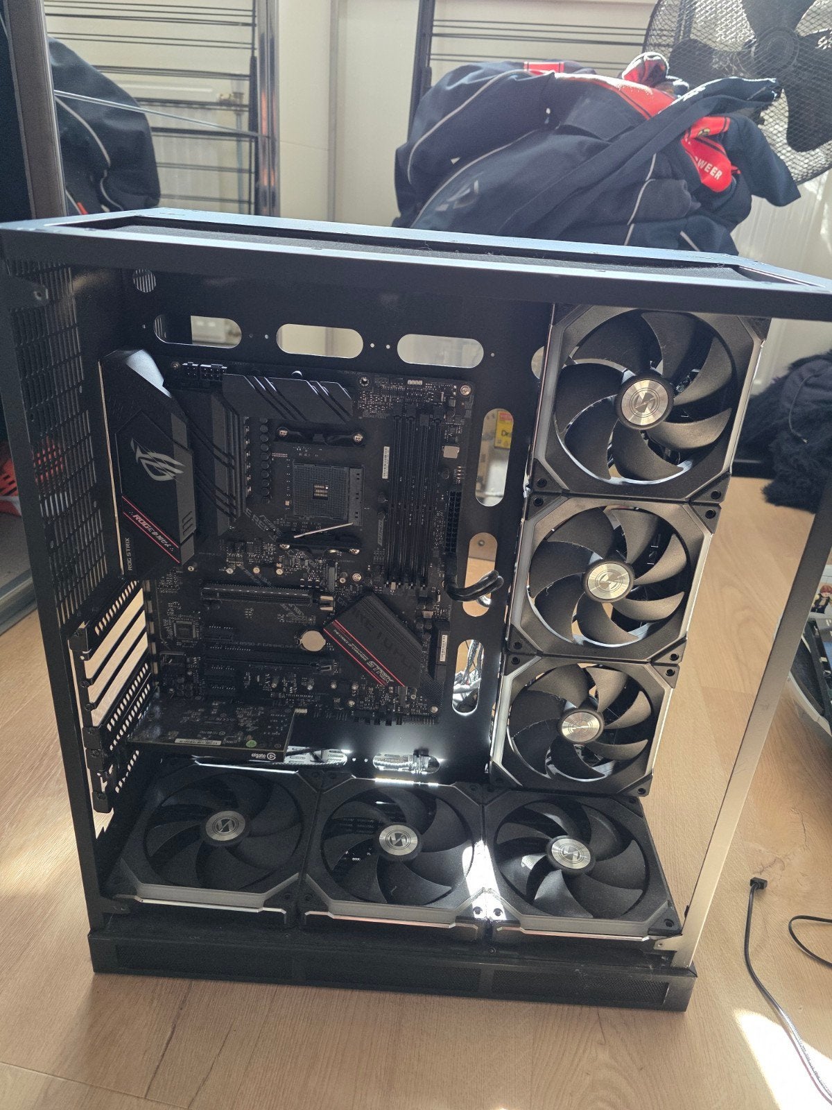 ​Dikke PC Build Basis | Ryzen 9 5900X - B550-F Wi-Fi - NZXT, Computers en Software, Processors, Ophalen of Verzenden, 4 Ghz of meer