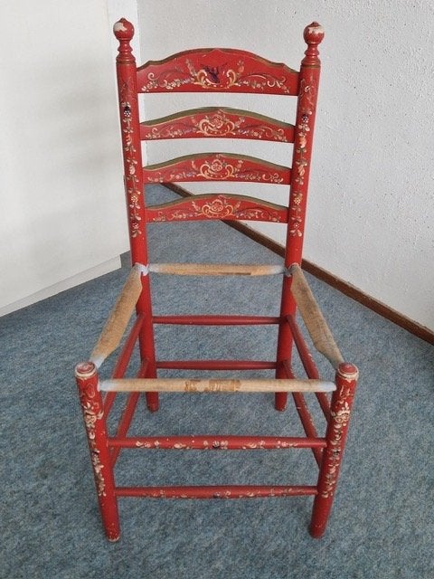 Handbeschilderde Hindelooper stoel, Ophalen, Gebruikt, Eén, Rood