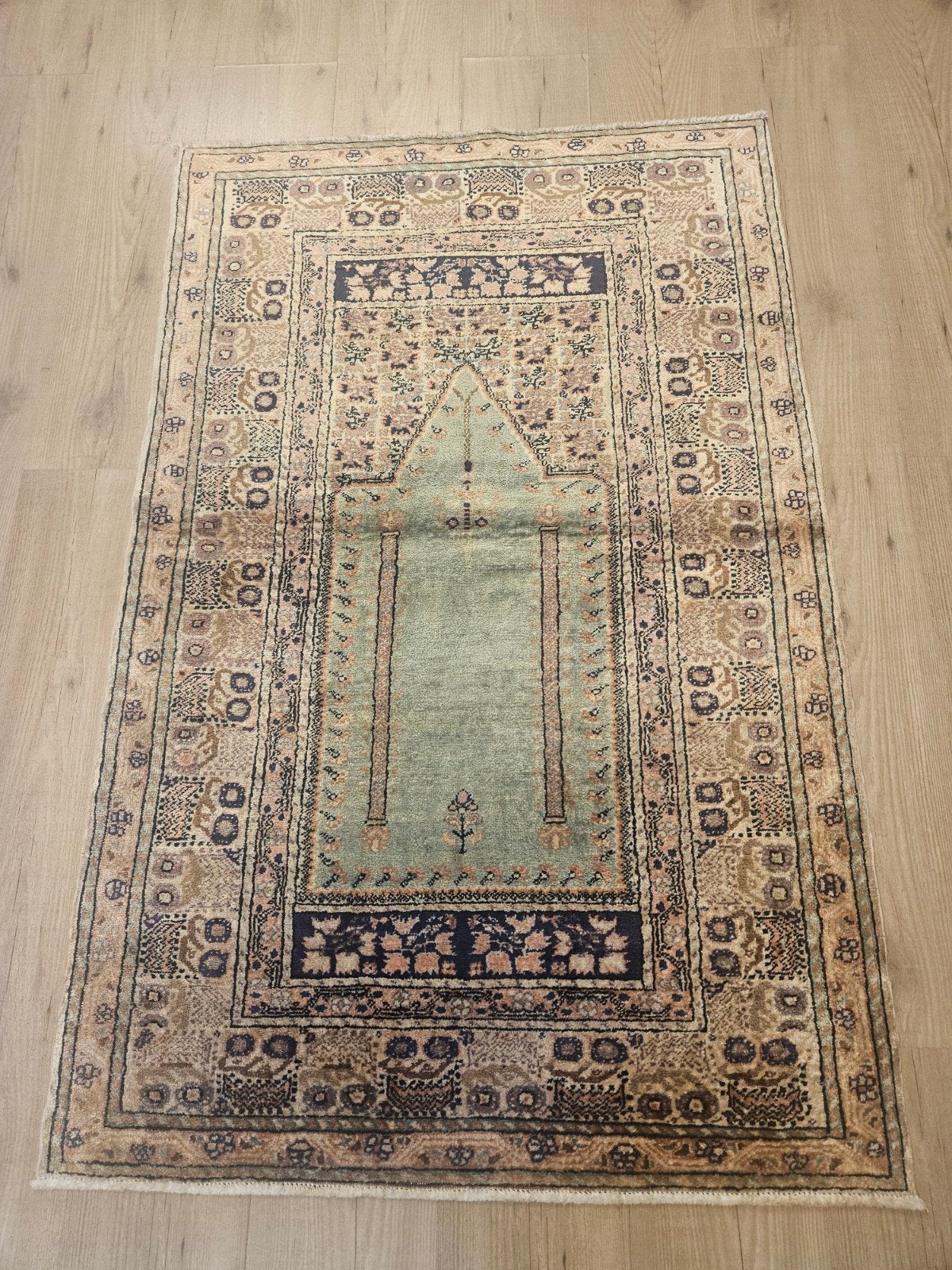 Vintage handgeknoopt oosters tapijt kayseri zijde 138x90, Info@SlatsAntiek.nl, Tweedehands, 100 tot 150 cm, Perzisch