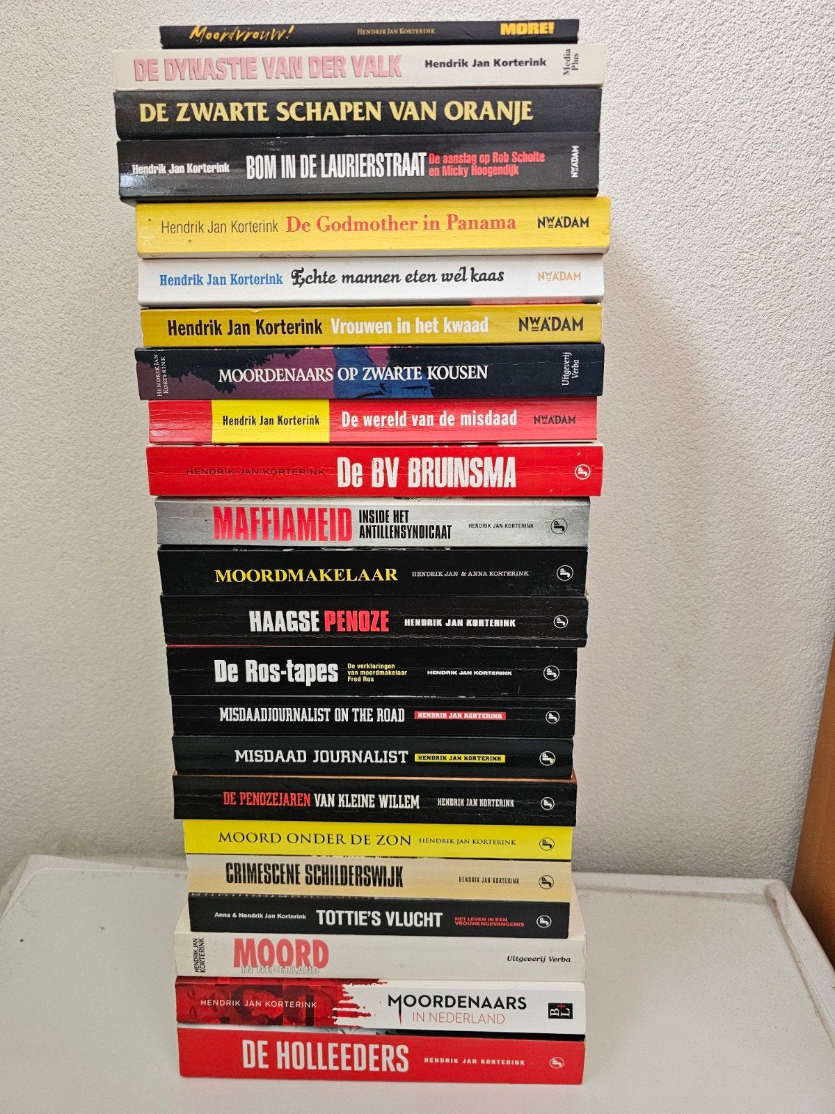 Misdaadboeken van Hendrik Jan Korterink - Diverse titels, Ophalen of Verzenden, Gelezen