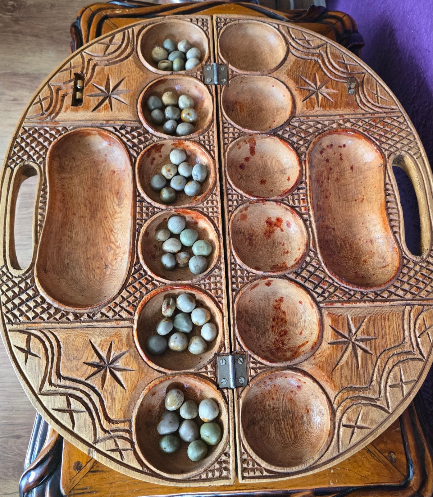 Uniek Handgesneden Afrikaans Mancala / Oware Spelbord, Ophalen of Verzenden