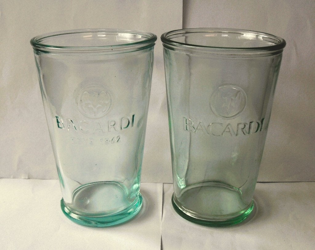 2 Bacardi Glazen Bacardi Rum Glazen, Ophalen of Verzenden, Zo goed als nieuw, Overige typen