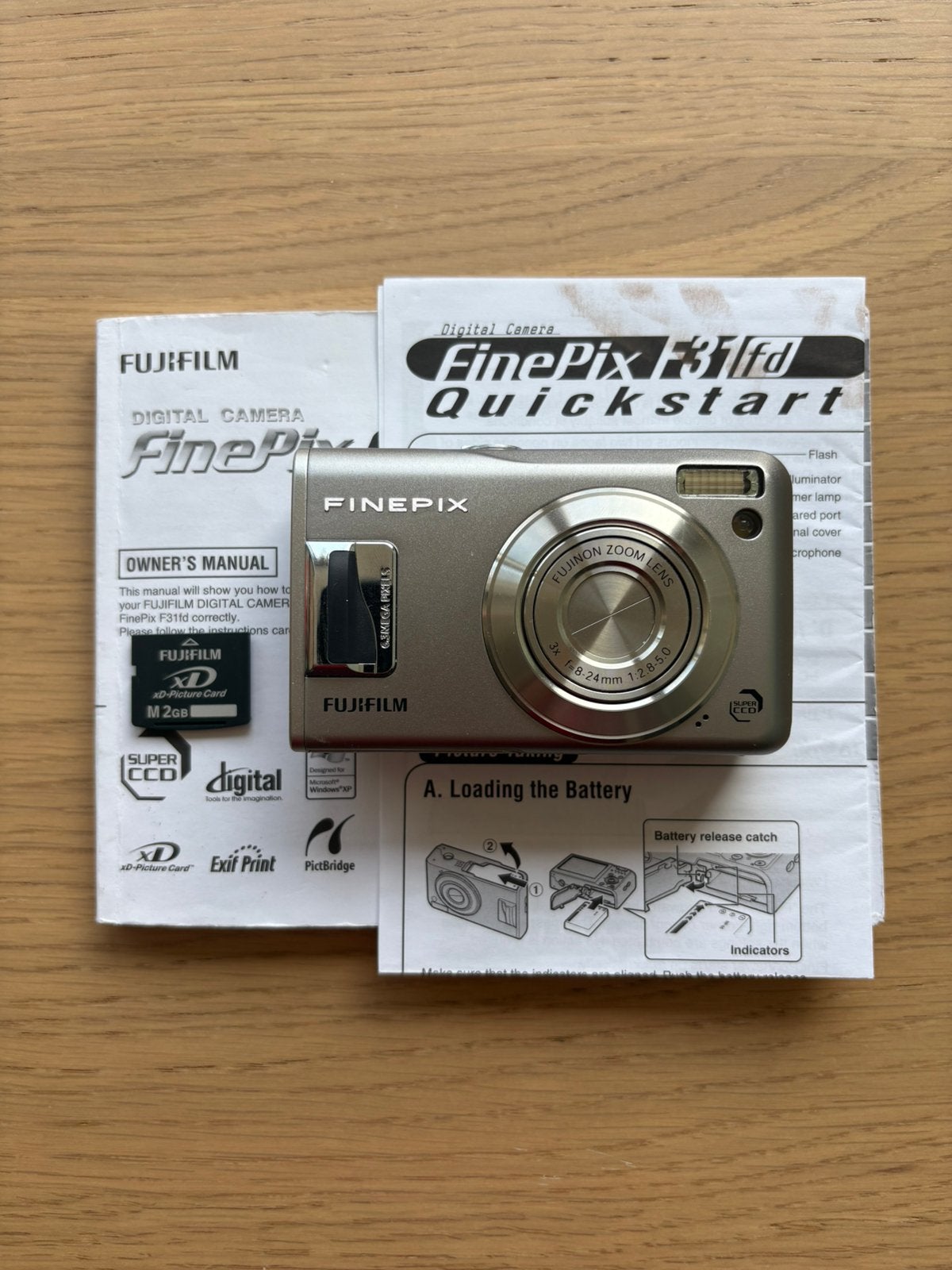 Fujifilm FinePix F31fd - Defect (zie beschrijving), Ophalen of Verzenden, Fujifilm, Compactcamera, Accu