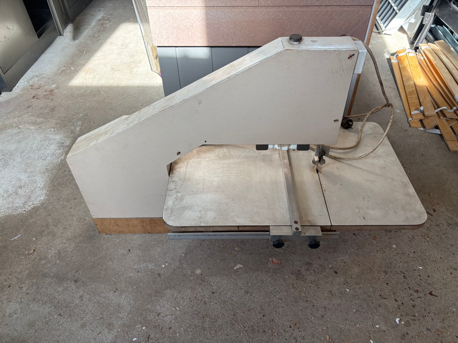 Lintzaag machine, Ophalen, Gebruikt