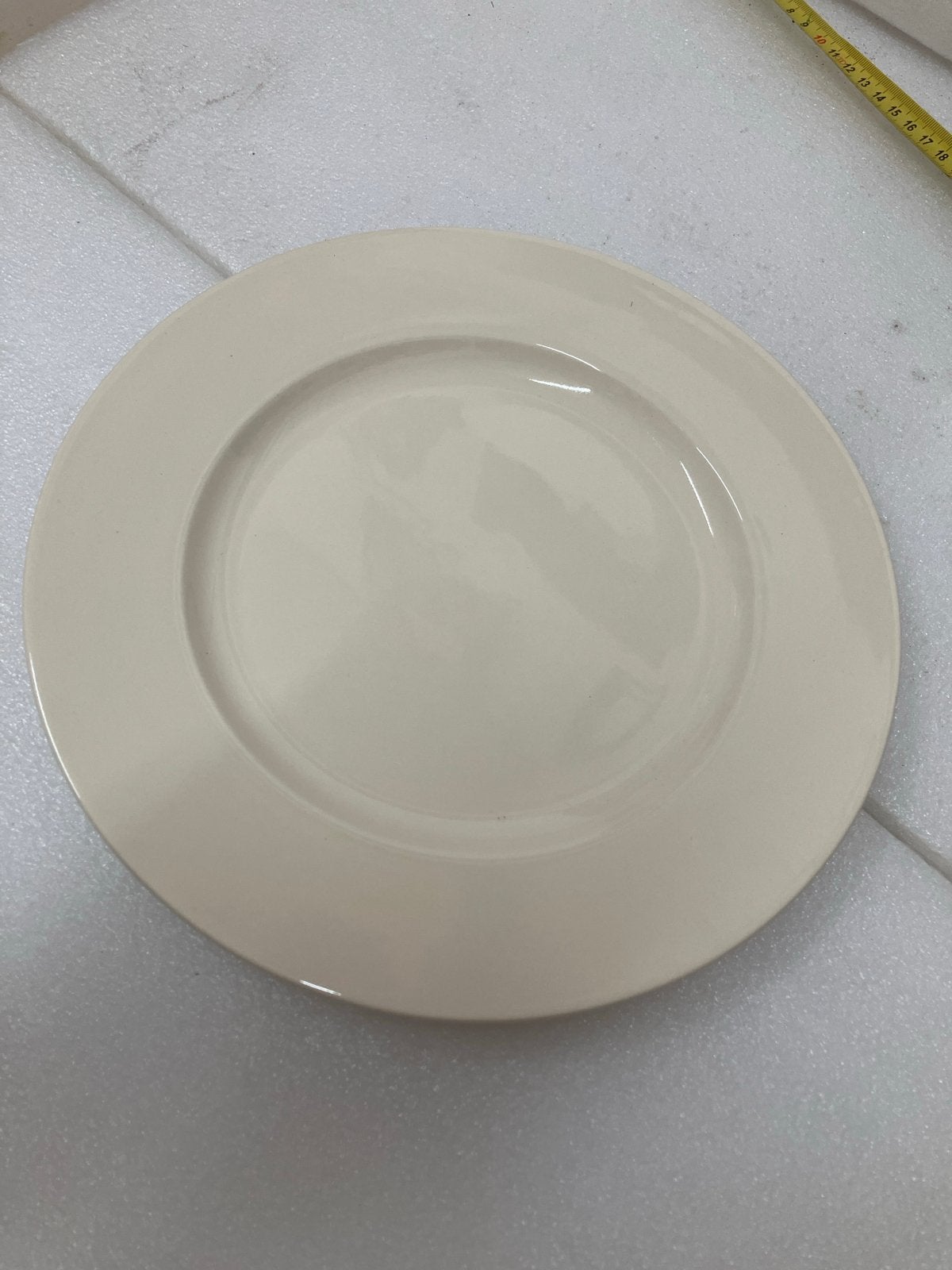 Plat bord - Clarity Plain - Vaatwasser- en magnetronbestendi, Huis en Inrichting, Keuken | Servies, Overige merken, Keramiek, Ophalen of Verzenden
