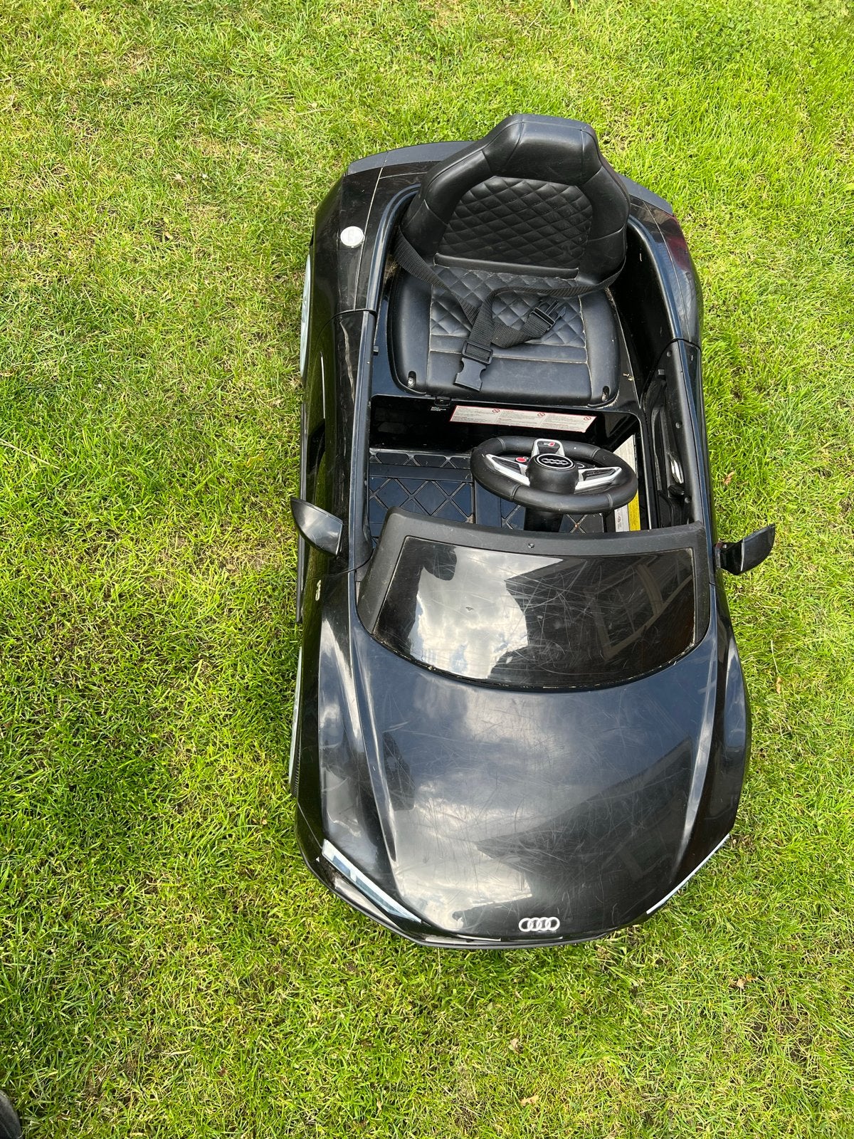 Audi R8 elektrische kinderauto 12V - Zwart, Ophalen, Gebruikt