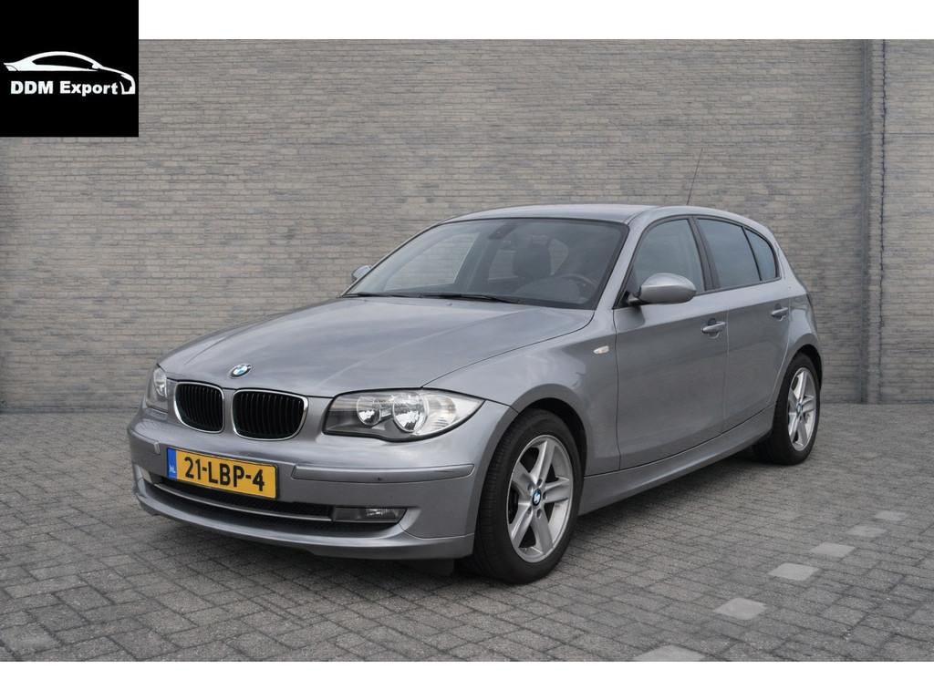 BMW 1-serie 118i Business Line | Motorschade | Lichtmetalen, Auto's, 1-Serie, Achterwielaandrijving, Elektrische ramen, Origineel Nederlands