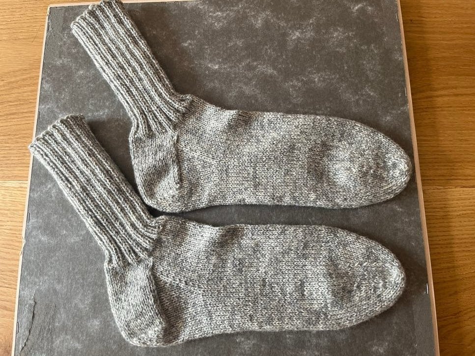 Handgebreide wollen sokken - Maat 46, Kleding | Heren, Ophalen of Verzenden, Nieuw, Overige maten