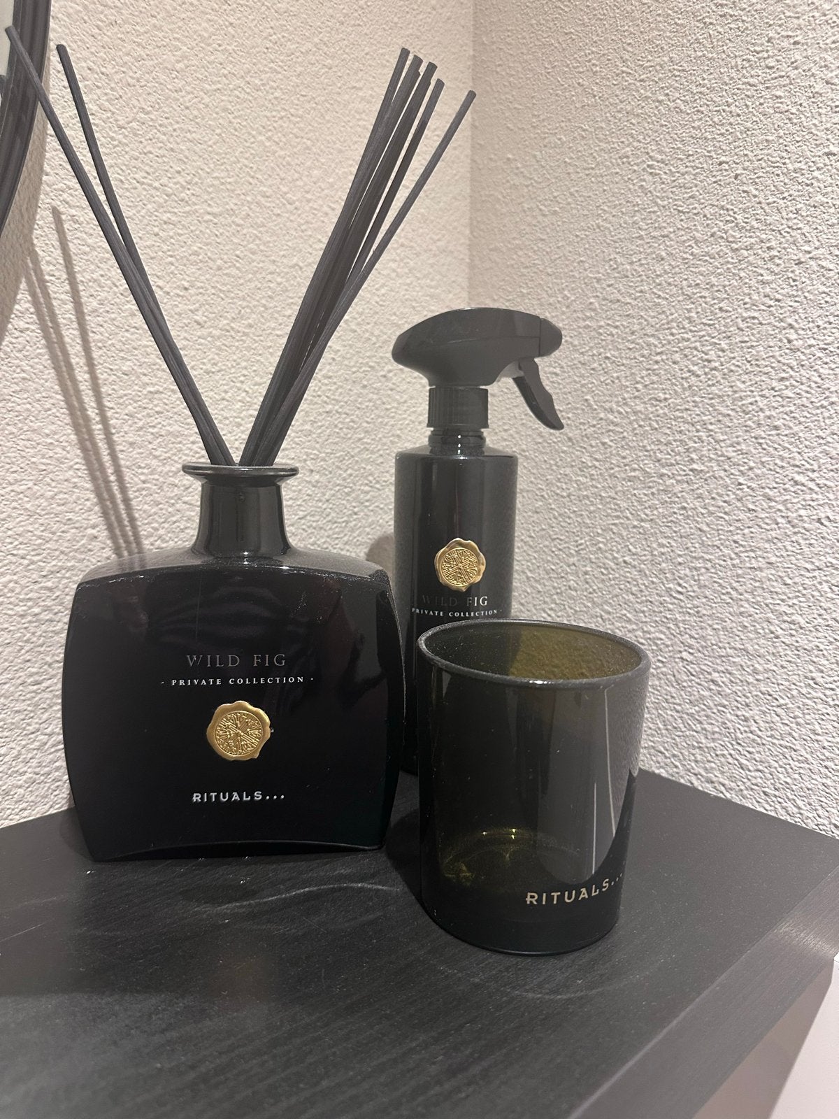 Rituals Wild Fig set - diffuser, roomspray en kaars, Huis en Inrichting, Ophalen, Gebruikt, Zwart, Glas