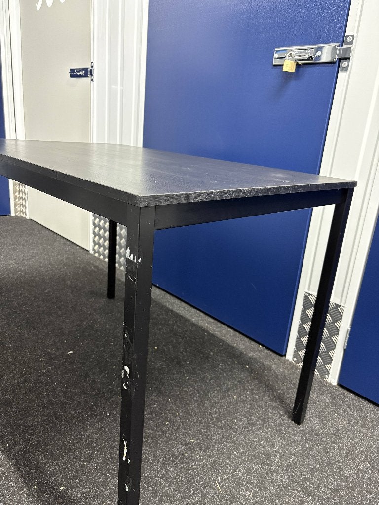 Zwarte IKEA eettafel / bureau, Huis en Inrichting, Tafels | Eettafels, Ophalen, Gebruikt, 100 tot 150 cm, Tot twee personen