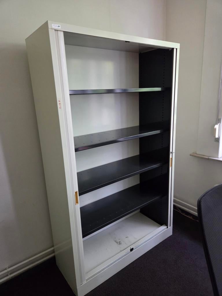 Roldeurkasten, ideaal voor de garage, magazijn etc, Gebruikt, 100 tot 150 cm, Meerdere deuren, Ophalen of Verzenden