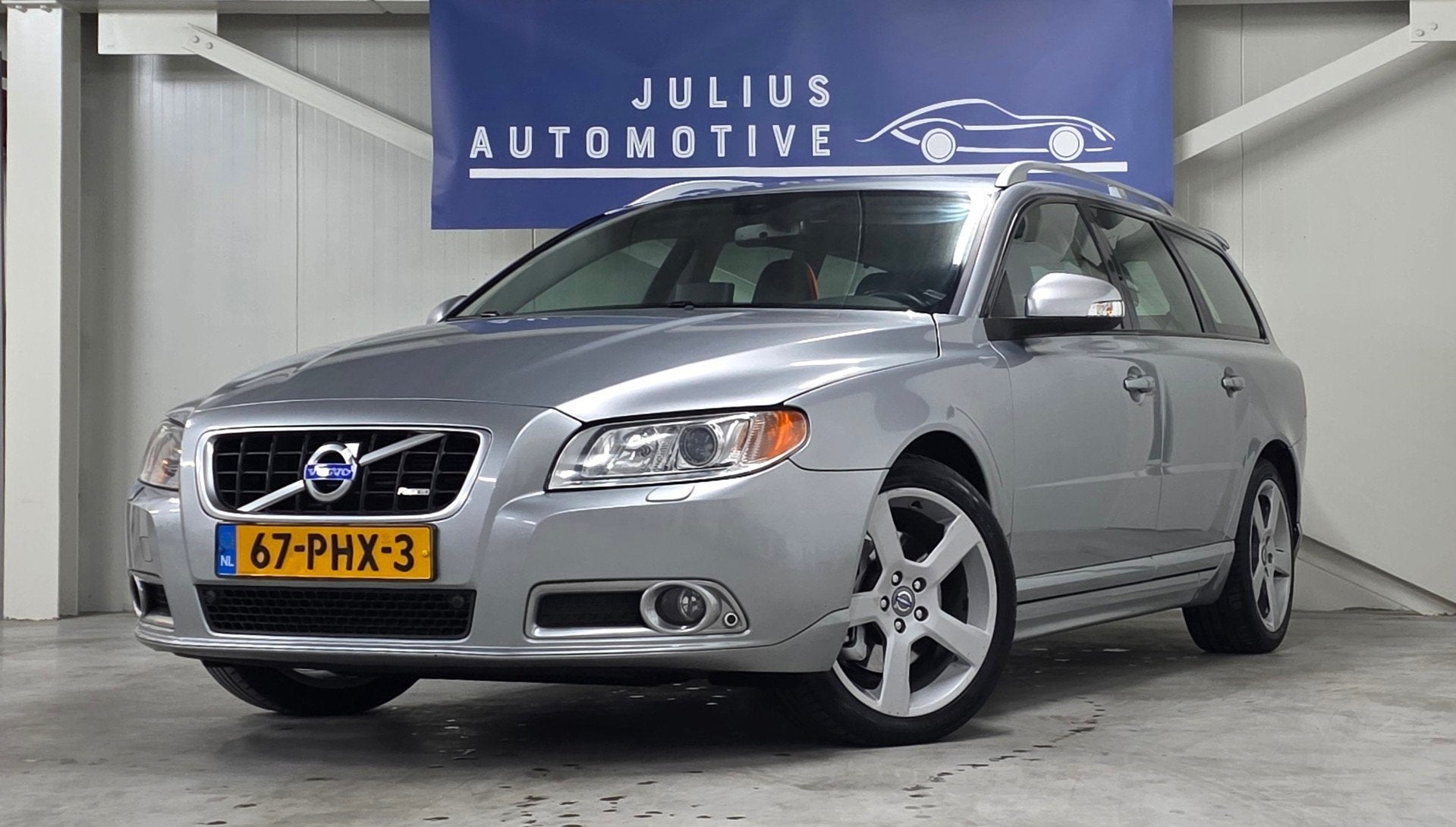 Volvo V70 2.0T R-Edition NieuweKoppeling Volledig Onderhoude, Voorwielaandrijving, Euro 5, 4 cilinders, Handgeschakeld