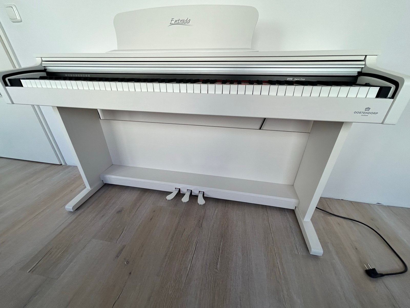 Entrada D110 Digitale Piano - Zo goed als nieuw, Ophalen, Wit, Digitaal, Zo goed als nieuw
