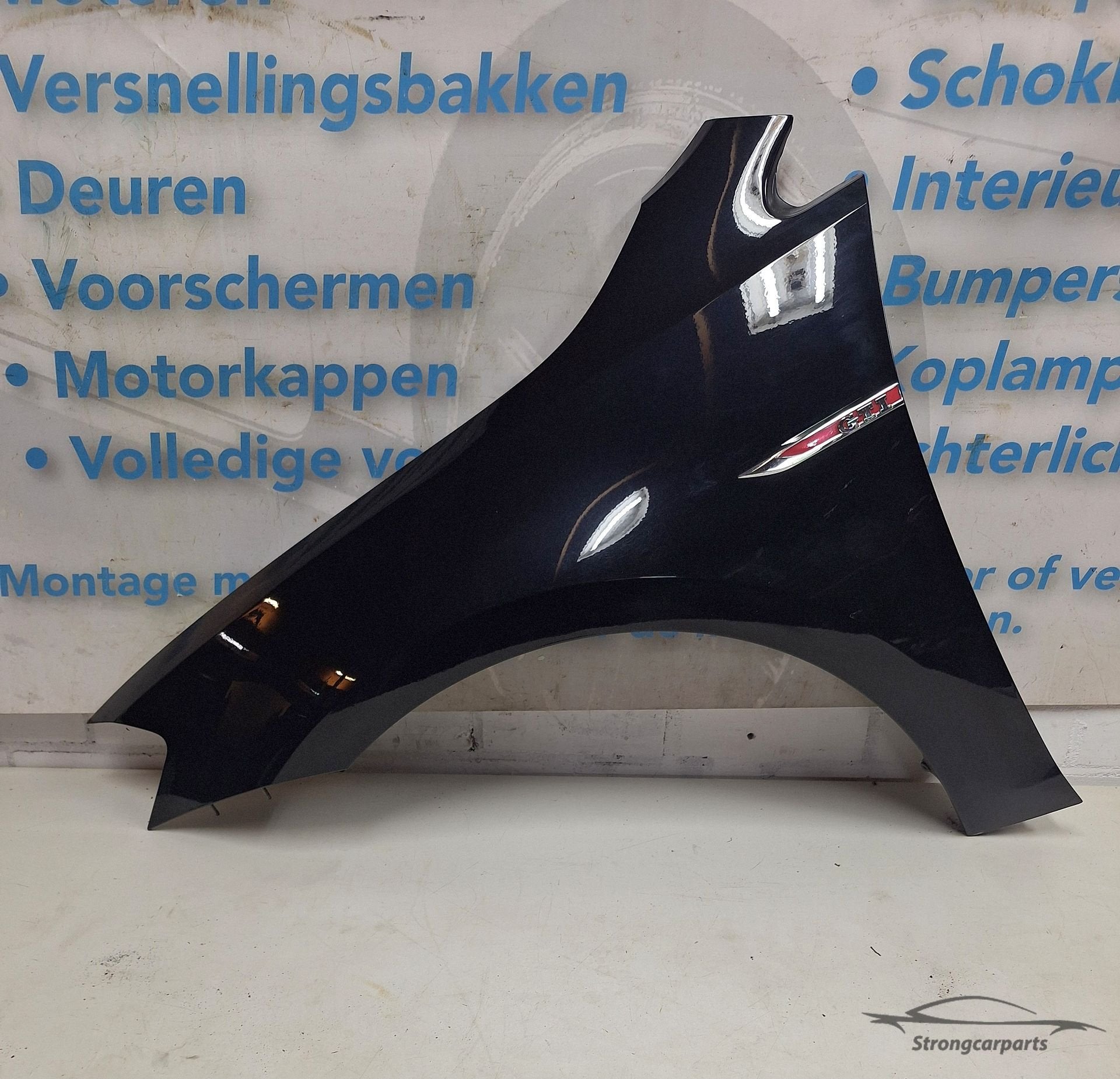 Voorscherm Spartbord VW Golf VII 7 GTI links 5G0821105A Orig, Gebruikt, -, Volkswagen, -