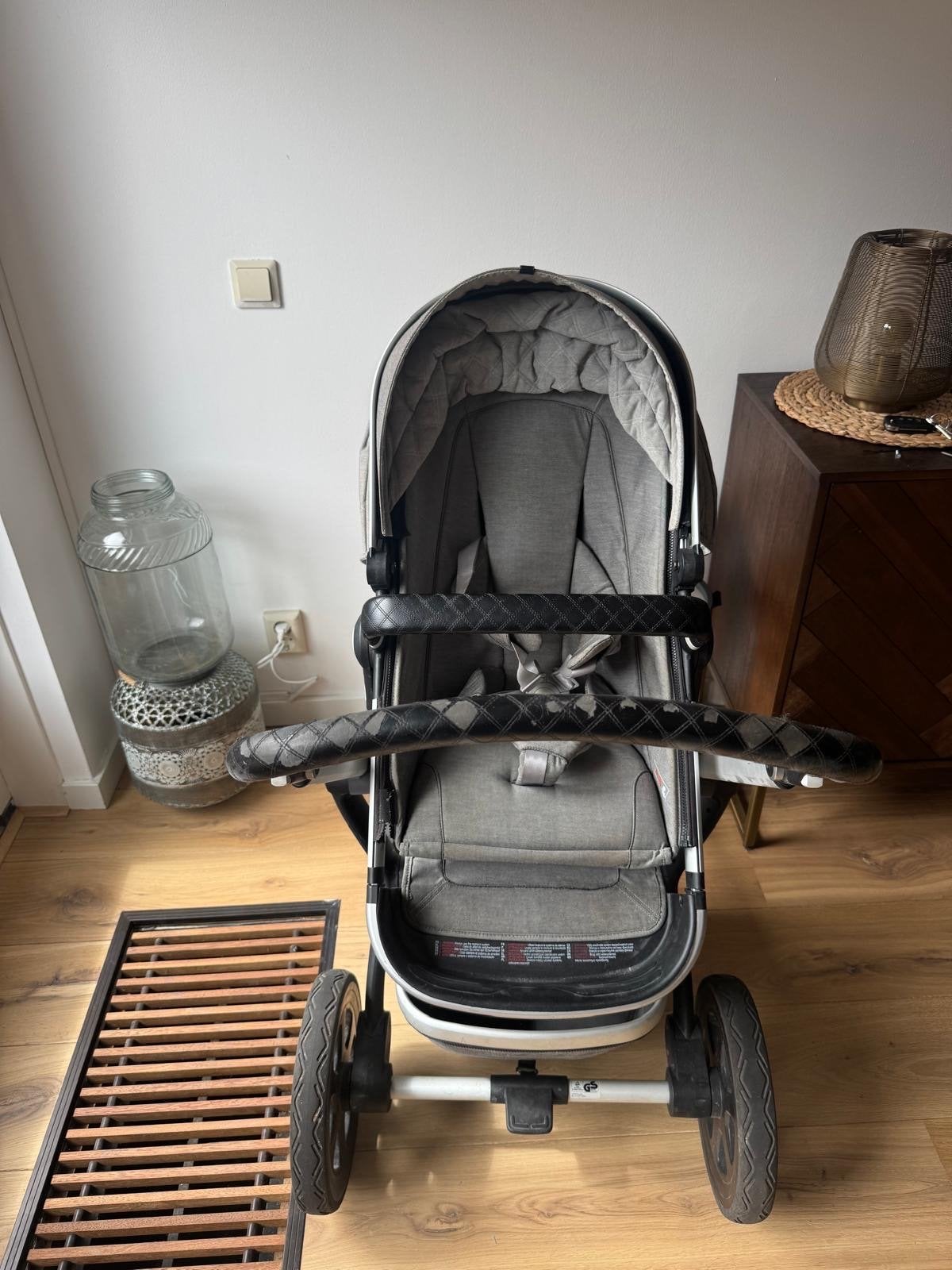 Joolz Day 2 Combiwagen compleet met veel accessoires, Kinderen en Baby's, Kinderwagens en Combinaties, Gebruikt, Combiwagen, Met reiswieg