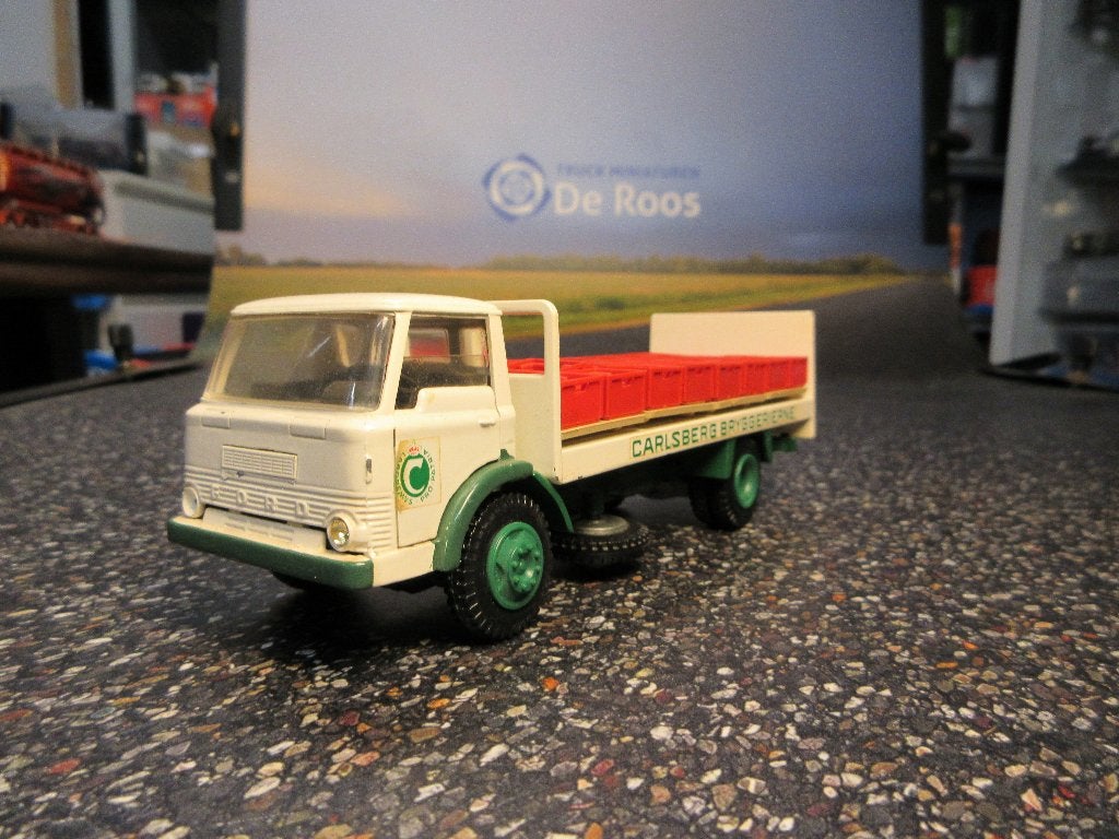 Tekno Bedford Carlsberg, Ophalen of Verzenden, Zo goed als nieuw, Bus of Vrachtwagen, Tekno