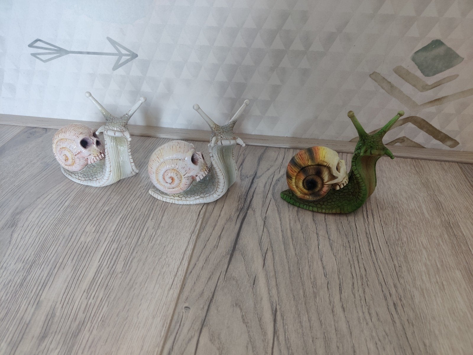 Nieuw Trio Set Skull Snail Statue slakken Beeld slak, Ophalen of Verzenden, Nieuw