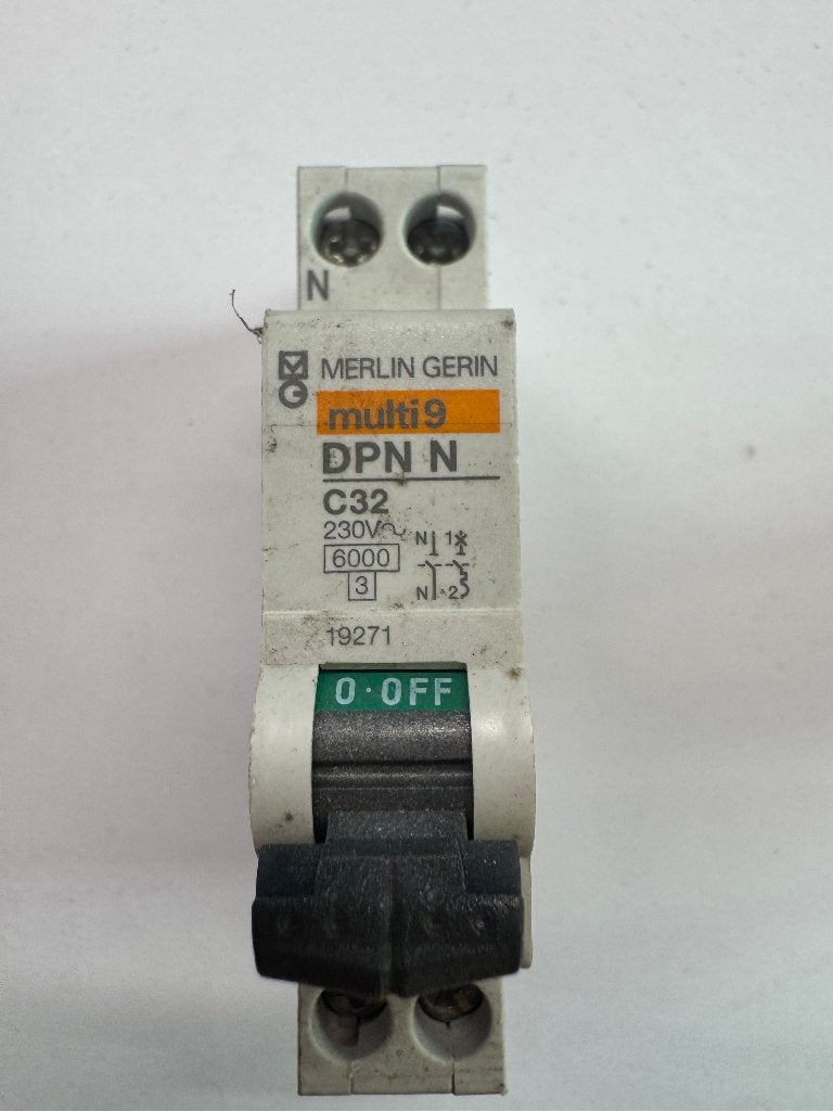Merlin Gerin Multi9 DPN N C32 Installatieautomaat, Ophalen of Verzenden, Gebruikt, Schneider Electric, Installatieautomaat