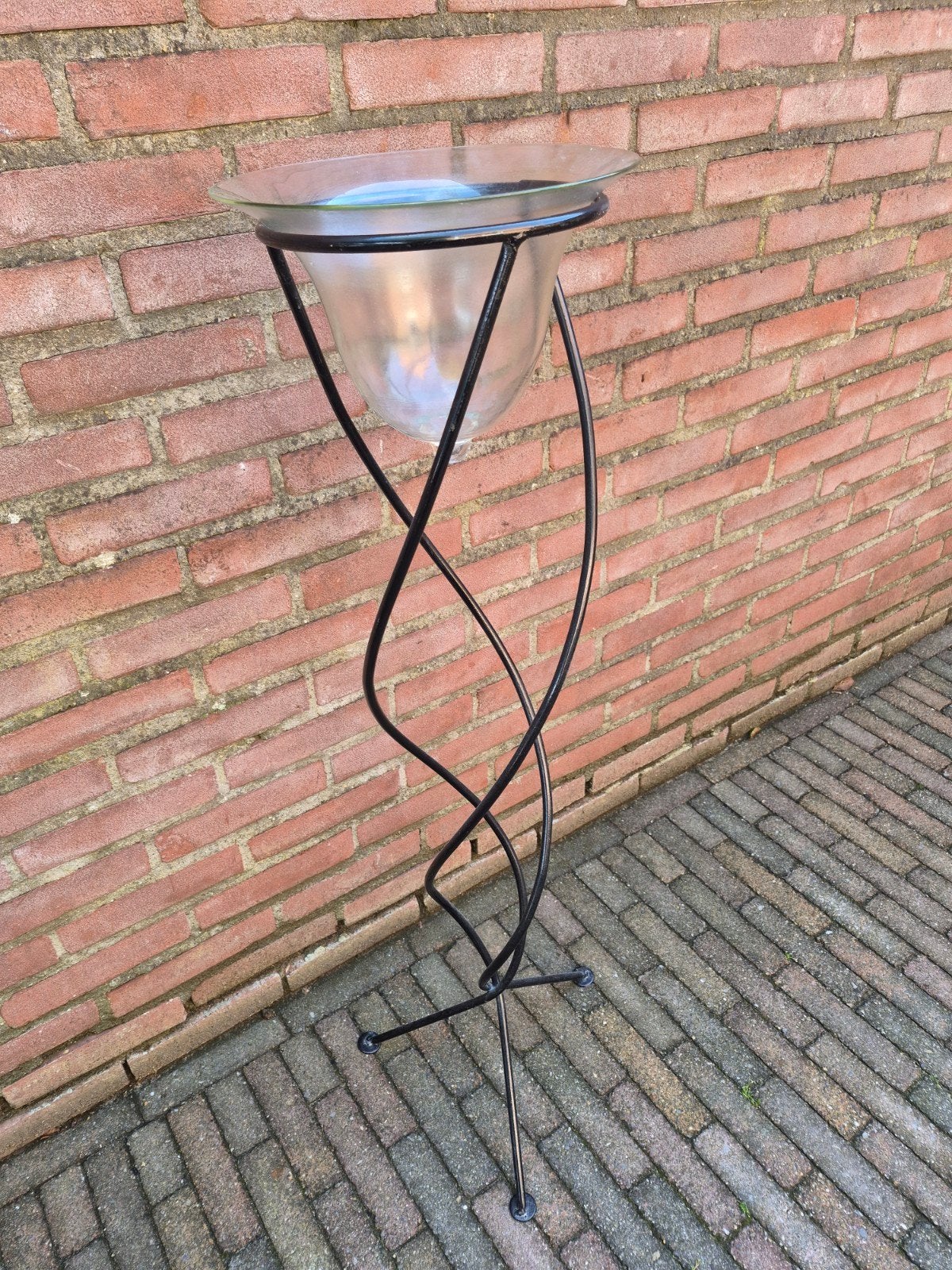 Glazen vaas op metalen standaard - Modern design, Ophalen, Gebruikt, Op voet, Transparant
