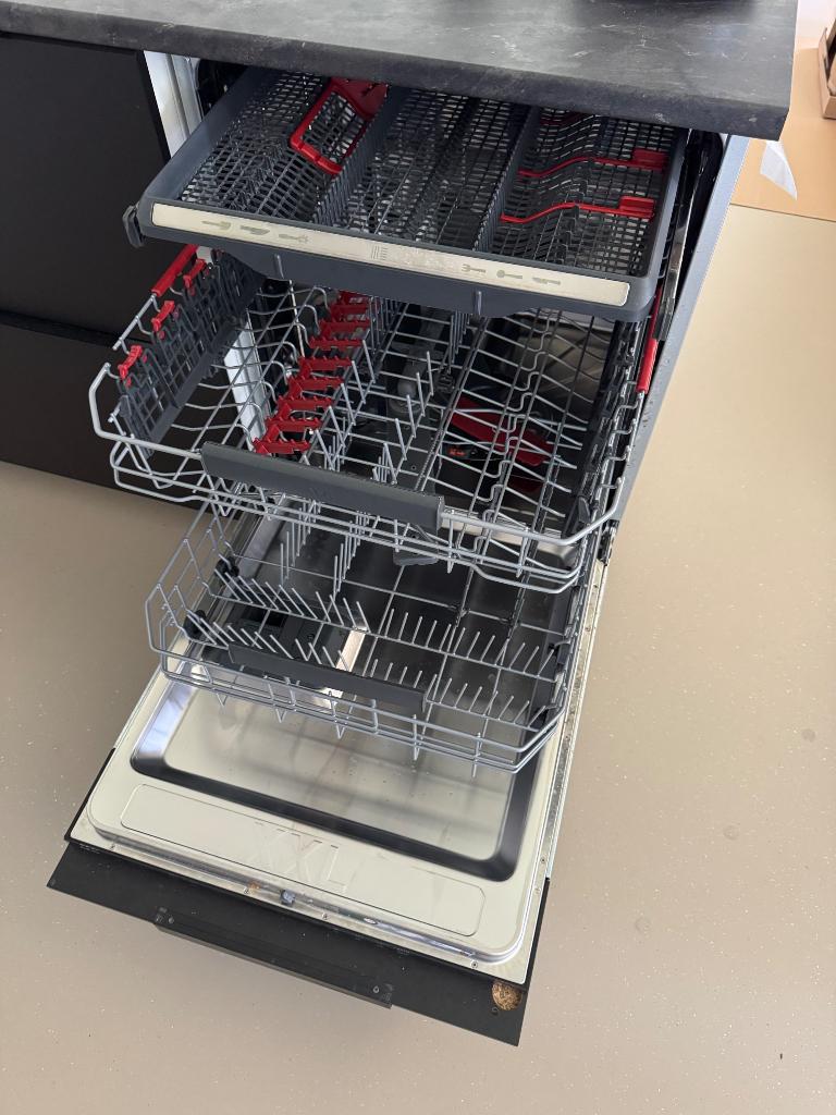 AEG inbouwvaatwasser XXL (ook geschikt voor Ikea), Witgoed en Apparatuur, Vaatwasmachines, Ophalen, Zo goed als nieuw, Inbouw