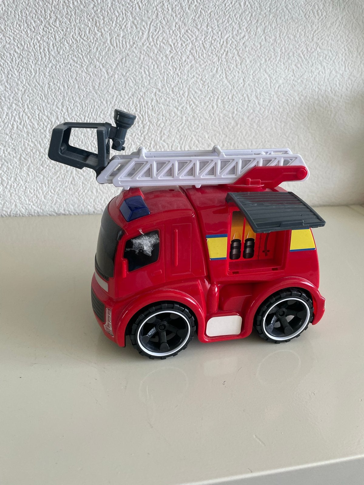 Rode brandweerwagen speelgoedauto, Ophalen, Gebruikt