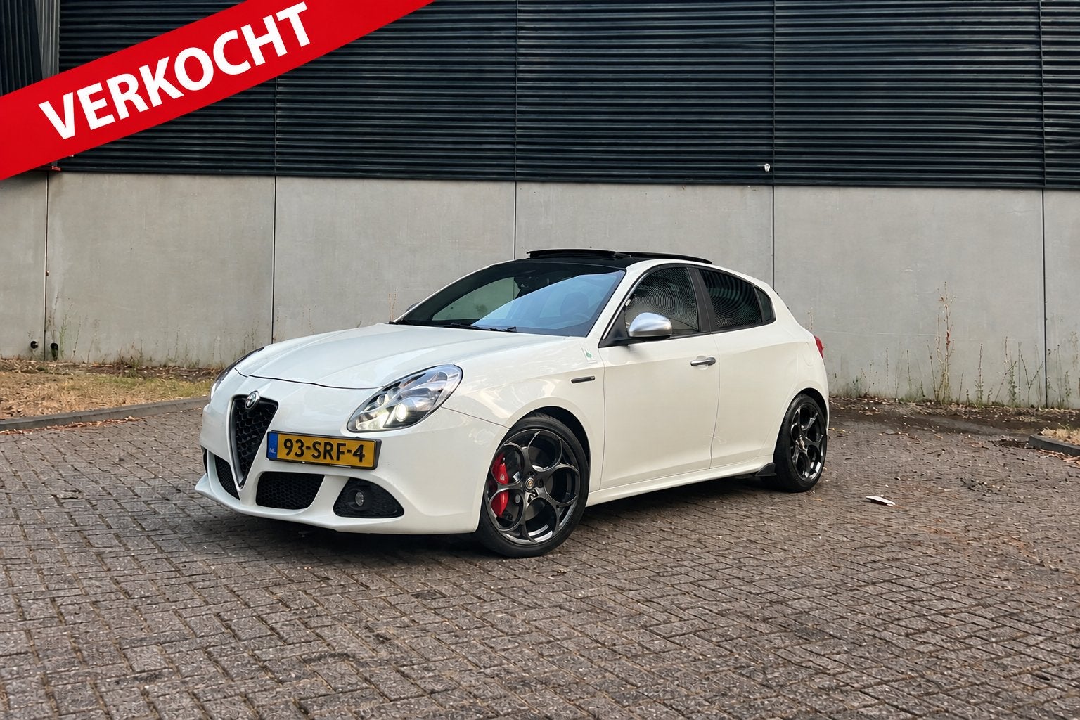 Alfa Romeo Giulietta 1.4 Turbo Multi AIR TCT 2011 Wit, Auto's, 1280 kg, 4 cilinders, Wit, Origineel Nederlands