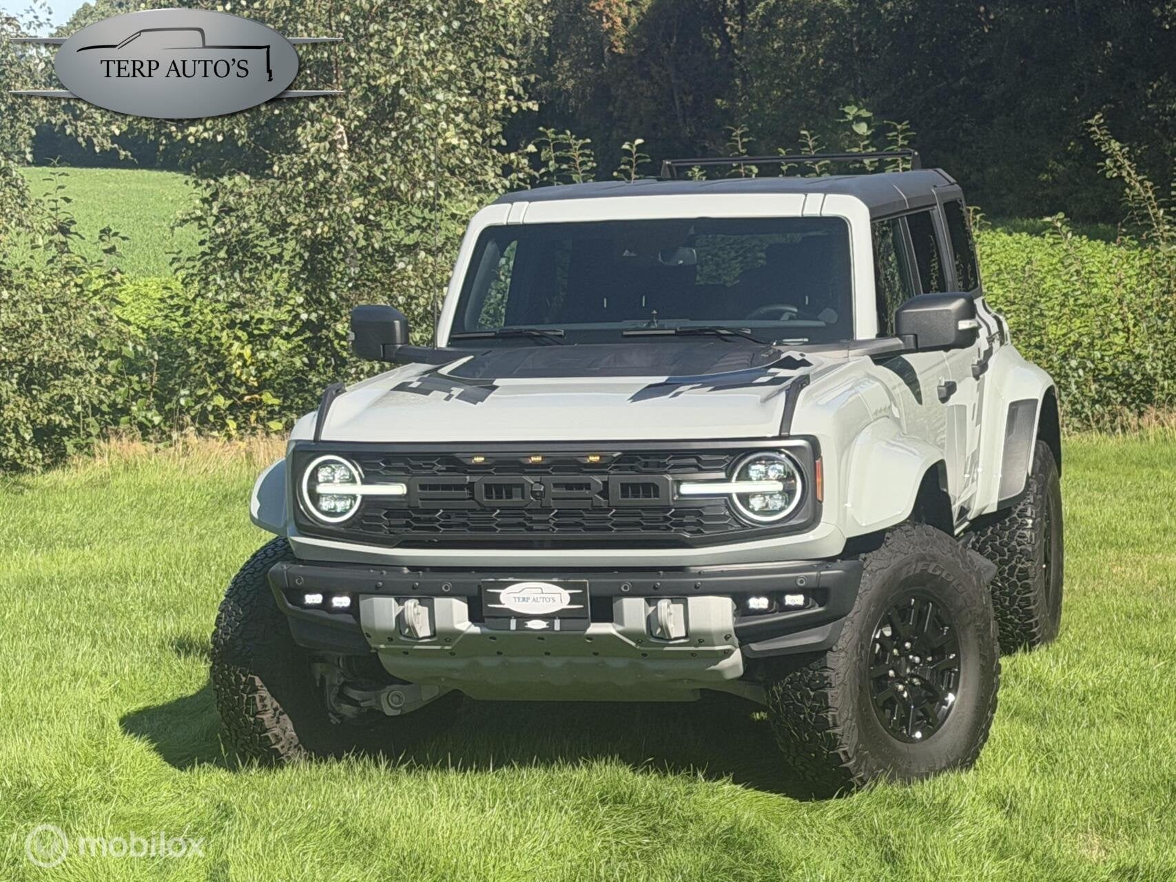 Ford Bronco Raptor 2024 Nieuwstaat prijs op Grijs Kenteken, Auto's, Multifunctioneel stuurwiel, Gebruikt, Zwart, Bedrijf