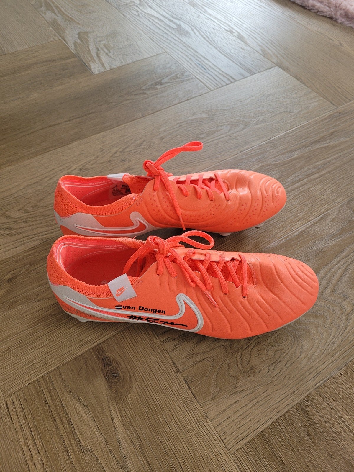 Voetbalschoenen Merel van Dongen met handtekening, Maat XS of kleiner, Ophalen of Verzenden, Schoenen