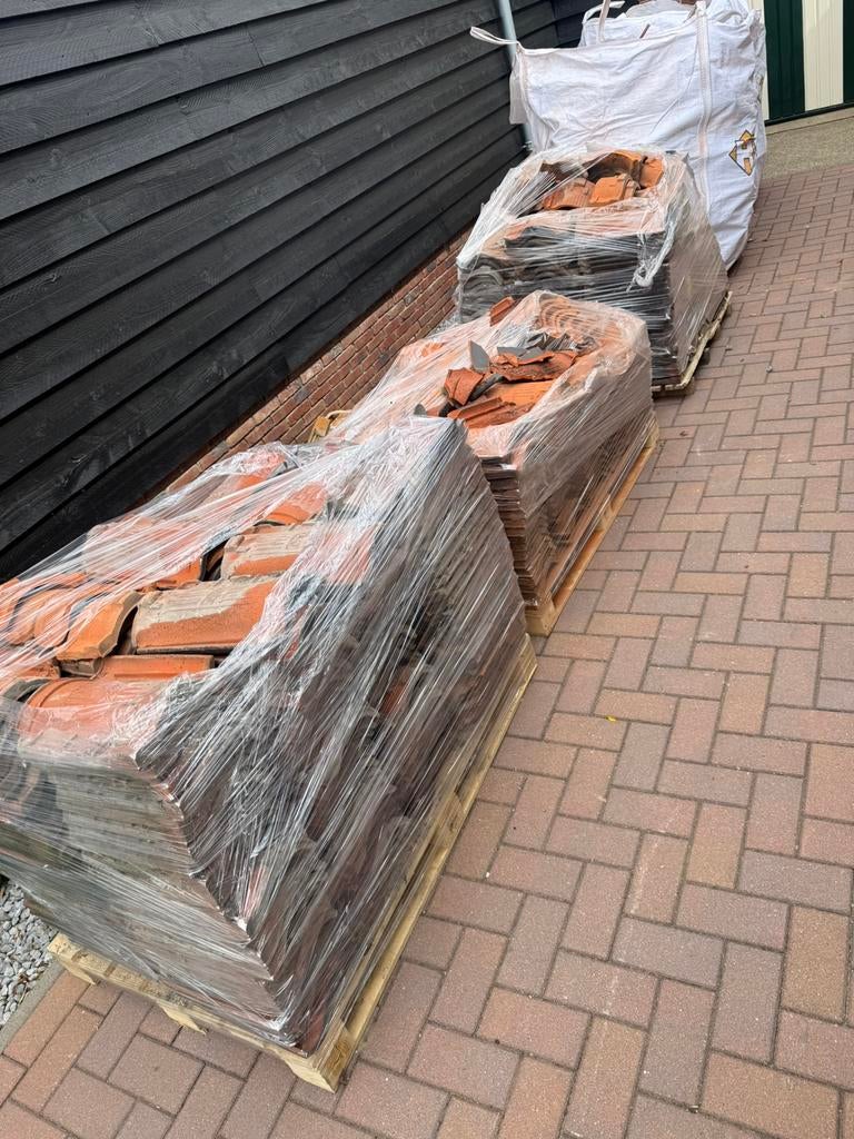 Dakpannen gebruikt., Ophalen, Steen of Klei, Zo goed als nieuw, 15 m² of meer