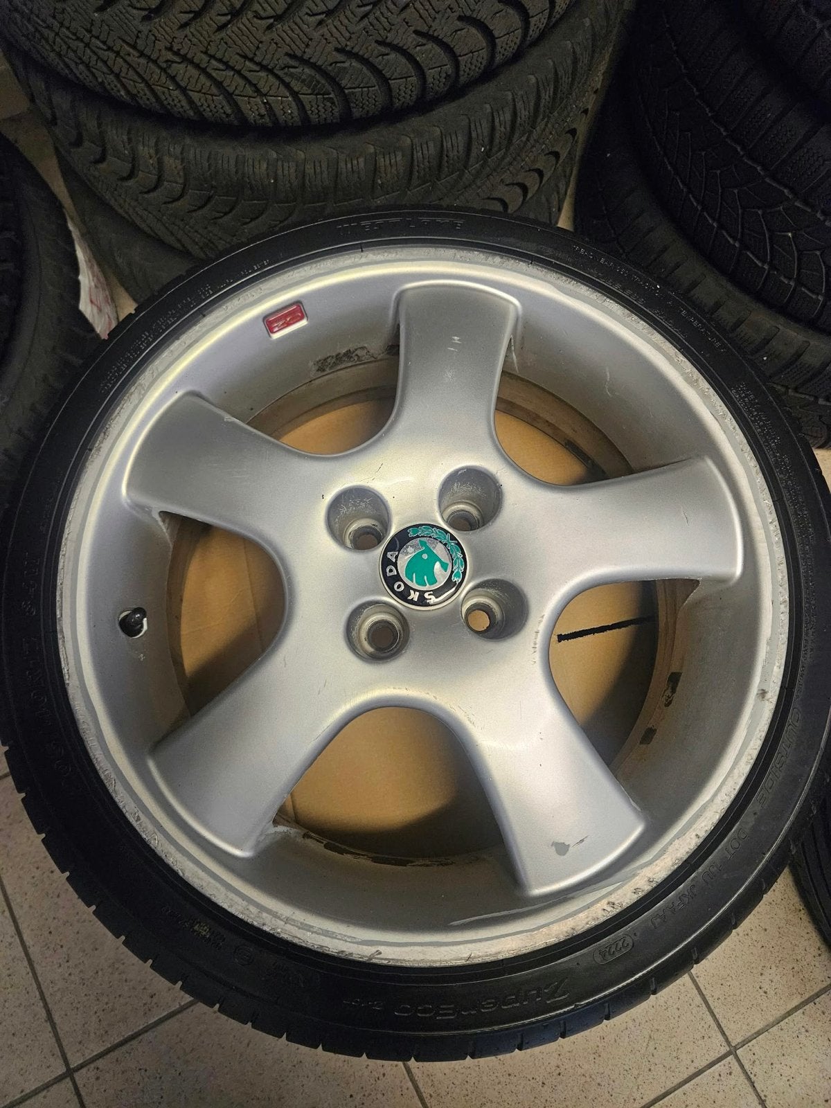 Skoda OZ Velgen met Westlake ZuperEco Banden (Dot 2024), Ophalen, Gebruikt, Banden en Velgen, 17 inch