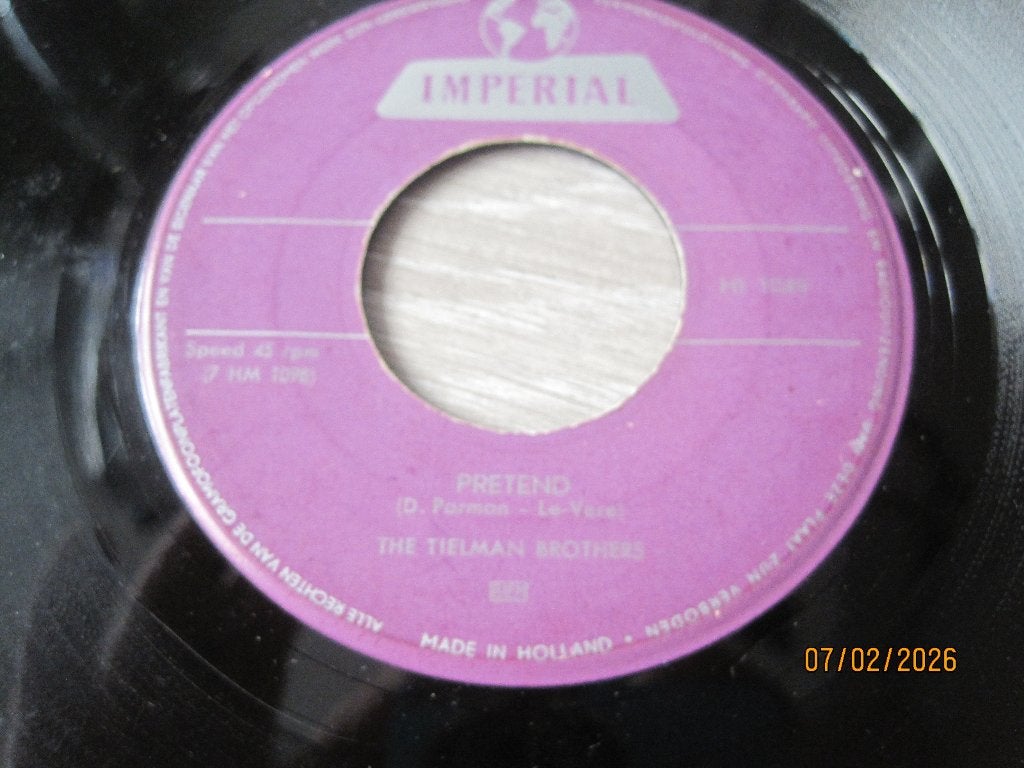 The Tielman Brothers   -  Pretend  /  18th century rock, Cd's en Dvd's, Originele persing, 7 inch, Ophalen of Verzenden, Zo goed als nieuw