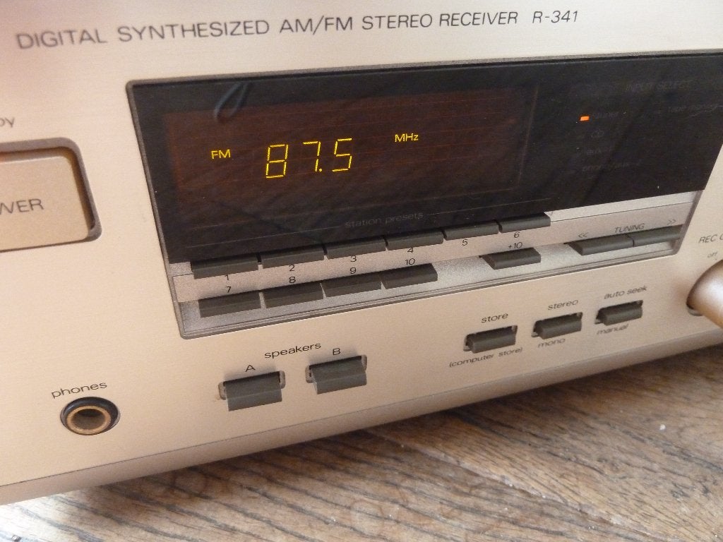 Zo Goed Als Nieuw LUXMAN Receiver + Afst Bed - 100% in  Orde, Audio, Tv en Foto, Versterkers en Receivers, Zo goed als nieuw, Stereo