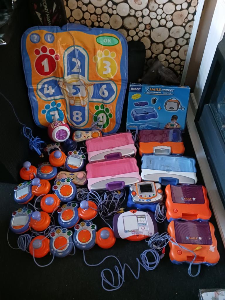 Partij vtech spelcomputers en accesoires hele partij € 75, Ophalen of Verzenden, Gebruikt, 4 tot 6 jaar