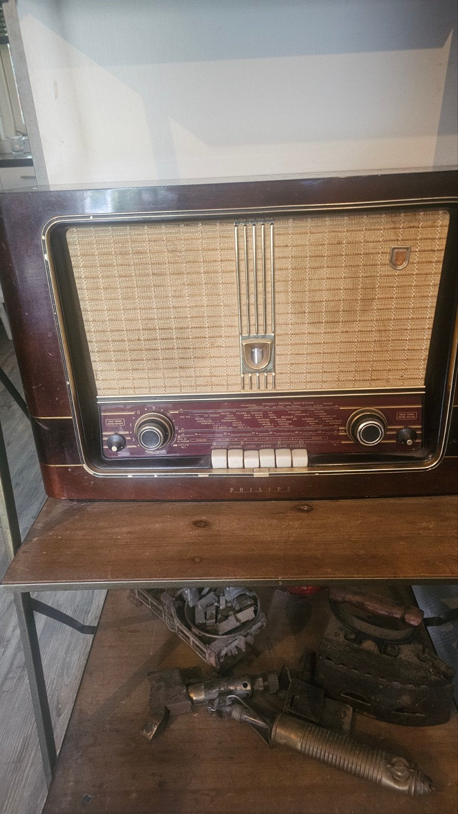 Vintage Philips Ferrocceptor Radio - Jaren '50 Buizenradio, Ophalen, Gebruikt, Radio